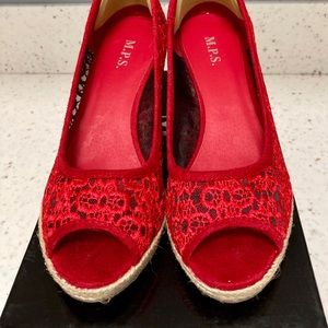 Women’s Red lace wedges